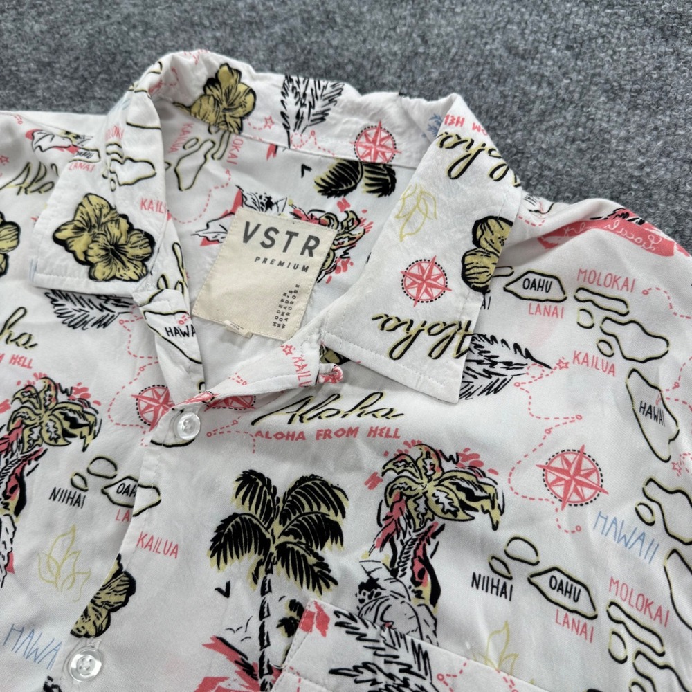 VSTR‎ Premium Men Hawaiian Shirt L Aloha From Hell Off White Short Sleeve